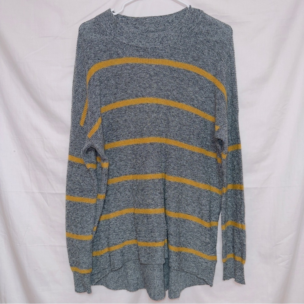 American Eagle Gray Striped Long Sleeve Knit Jegging Fit Hi Low Sweater size SM